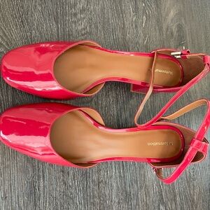 Red Reformation Mallori Closed Toe Heel Size 9